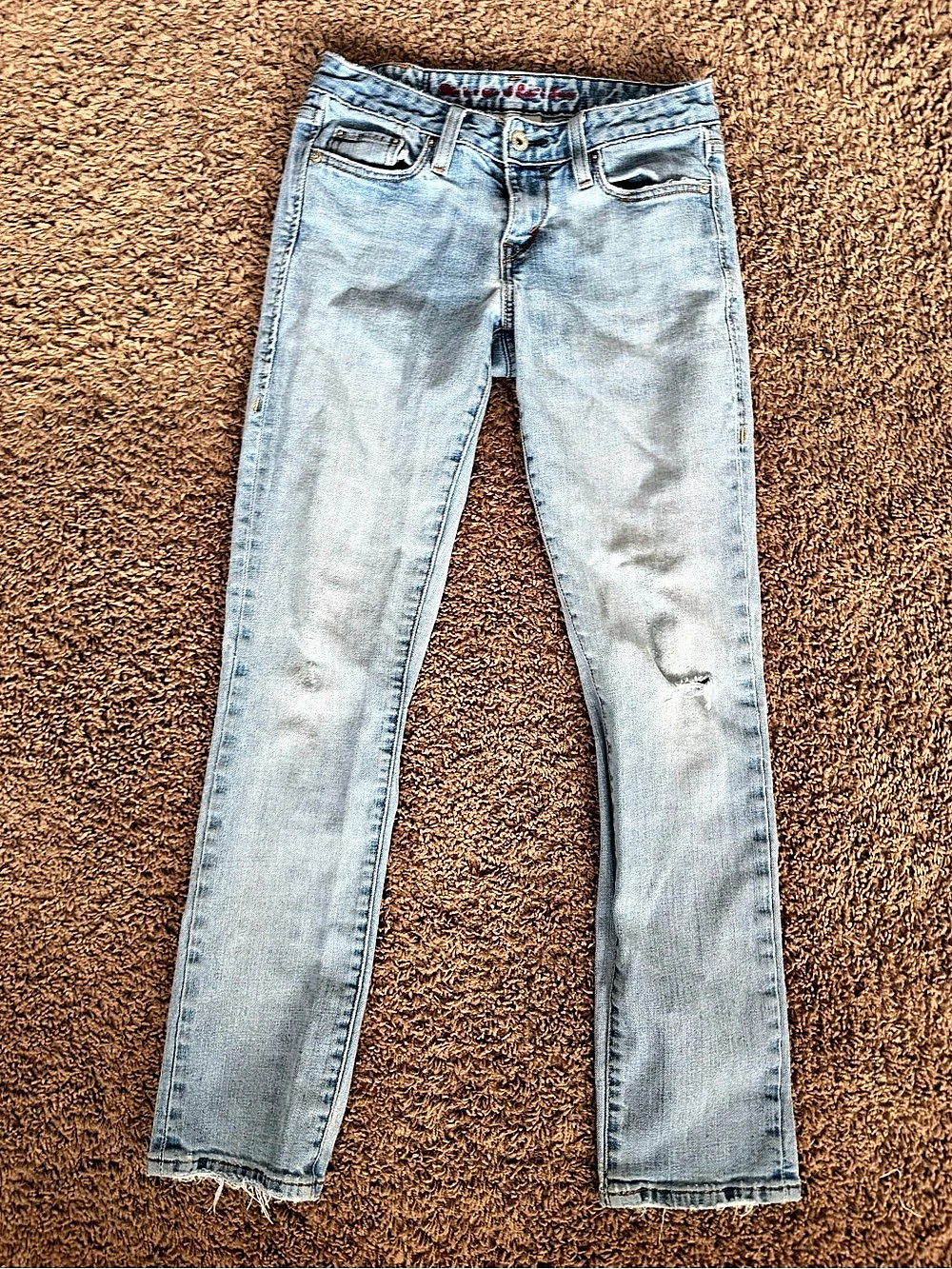 VTG Levi's Mid Rise Straight 552 Straight Leg Jeans in Blue Waist 25